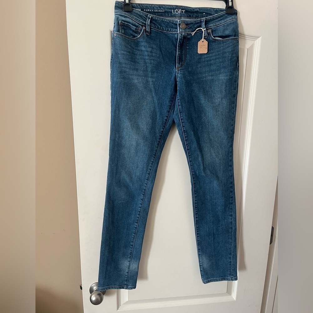 Loft Curvy Skinny Classic Medium Wash Women’s Size 4
